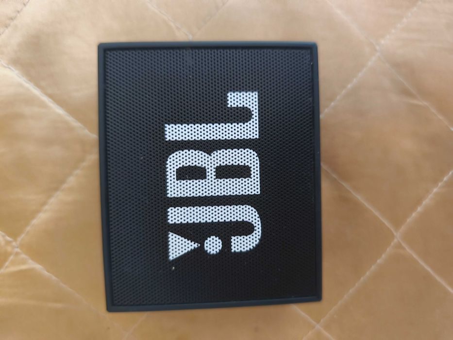 Преносима колонка JBL GO