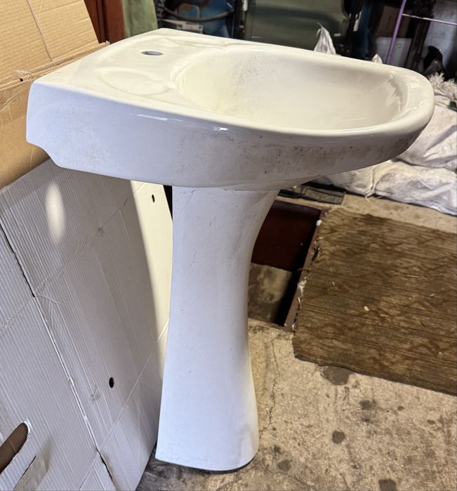 Продам раковина тюльпан