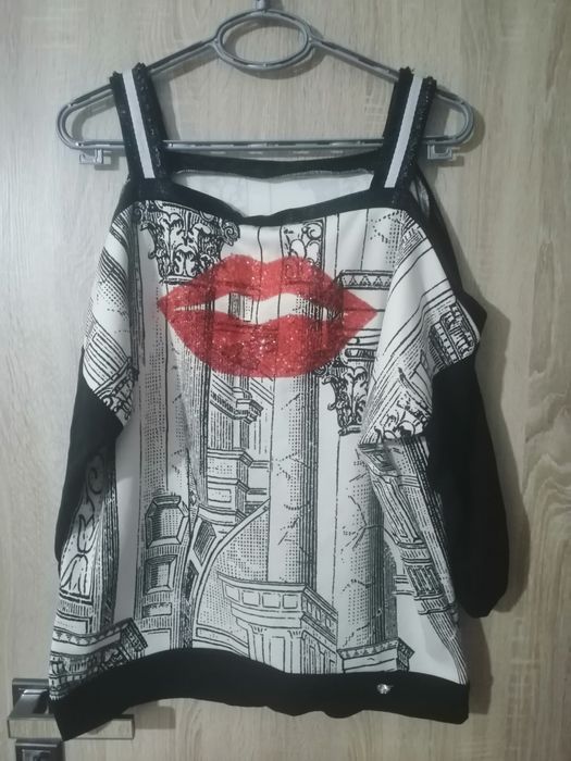 Дрешки за готини мадами