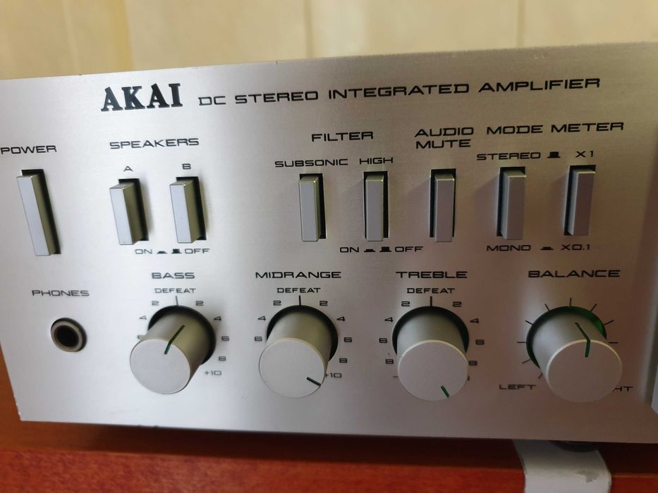 Amplificator audio AKAI AM - U 06