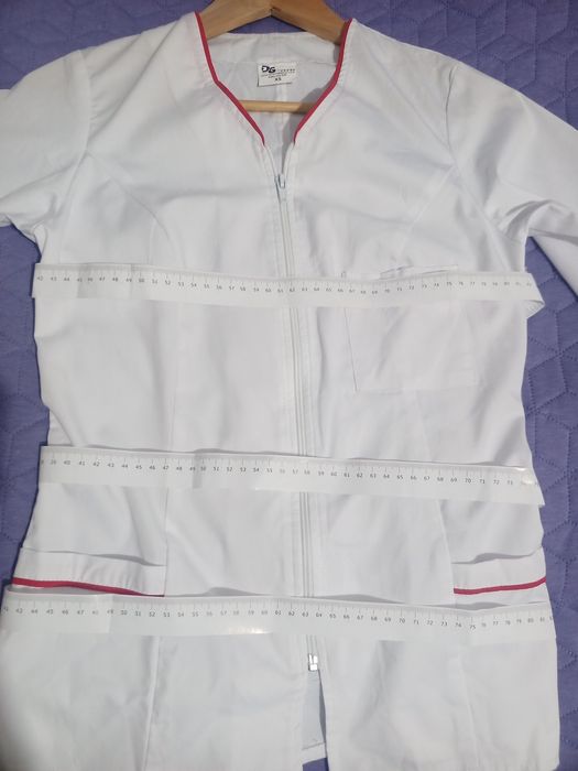 Bluză medicală XS NOUĂ cu mânecă lunga