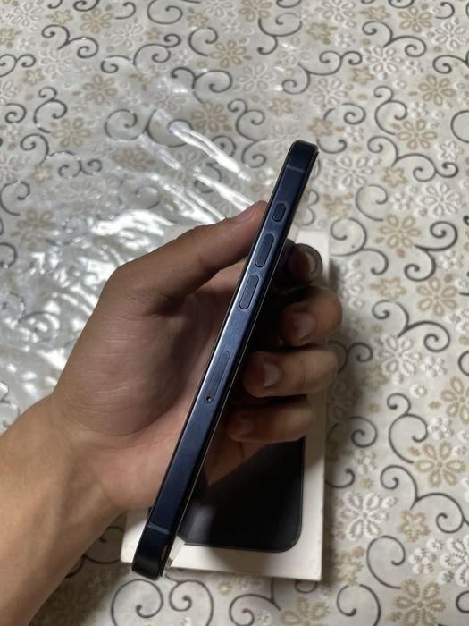 Iphone 15 pro titan blue