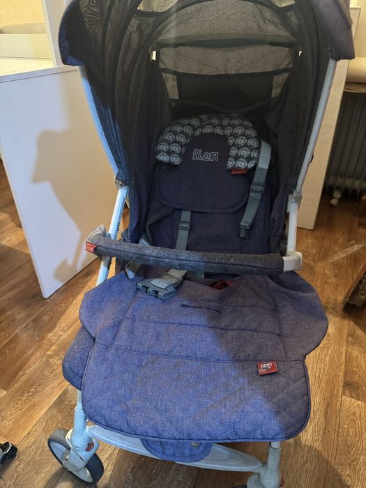 Прогулочная коляска! Материал лен! Корпус алюминии!