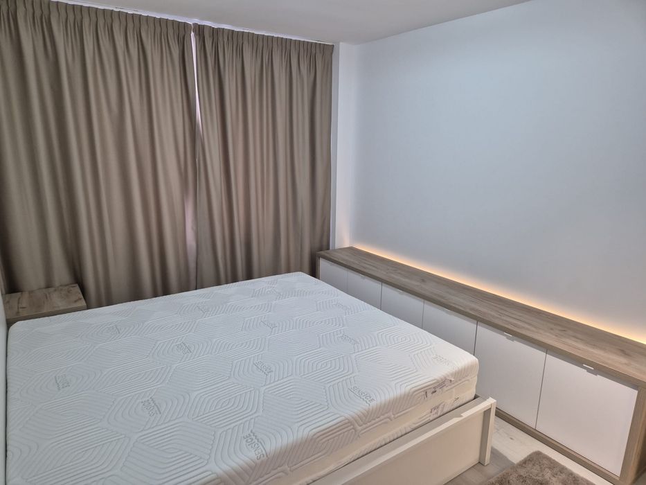 Proprietar - inchiriez ap 2 camere in Casa Nobel