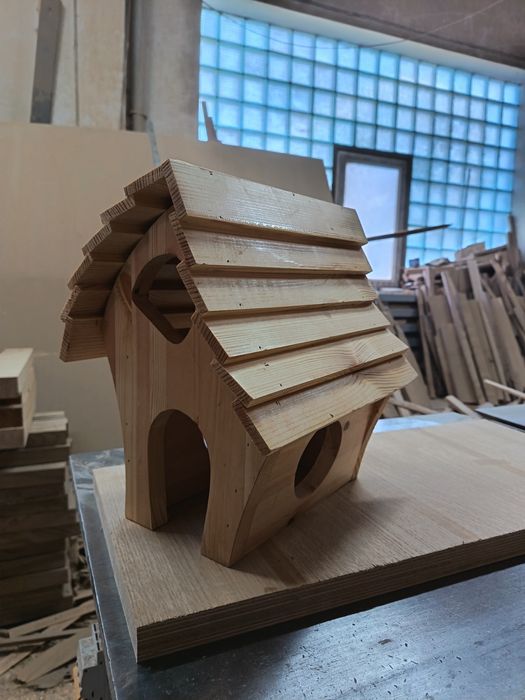 Кормушку для птиц