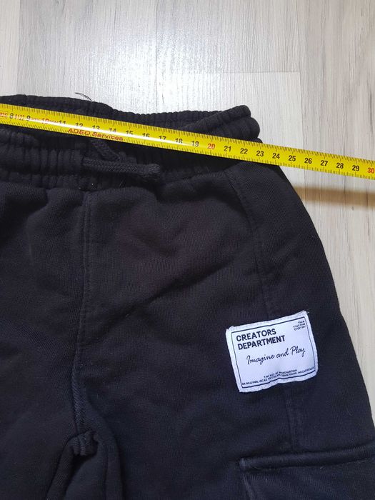 Zara – pantaloni cargo, 5 ani