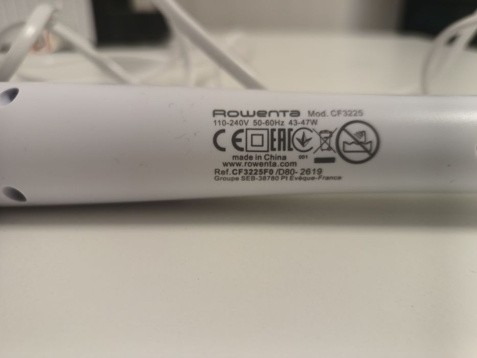 Ondulator Rowenta CF3225 – folosit, stare bună