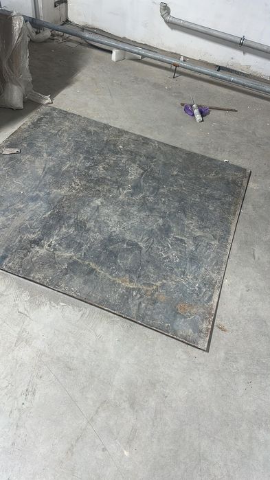 Продам лист металлический