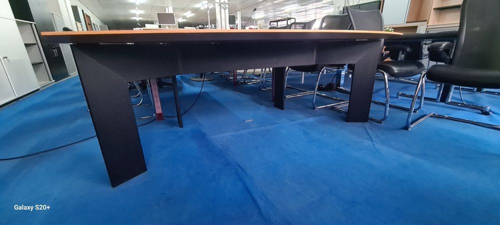 Немско директорскo бюра за офис и дома оборудване