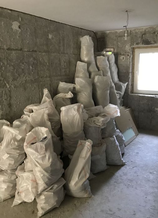 Transport moloz•taieri beton•Decopertari Gresie Faianta (Demoalri)