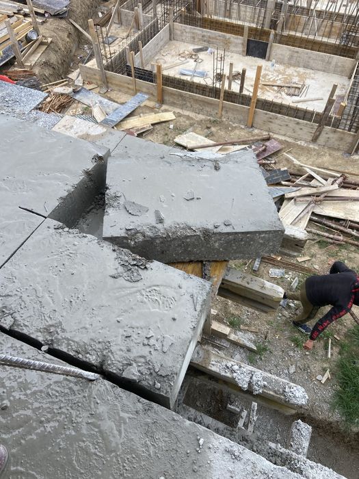 Кърти Чисти  Извозва