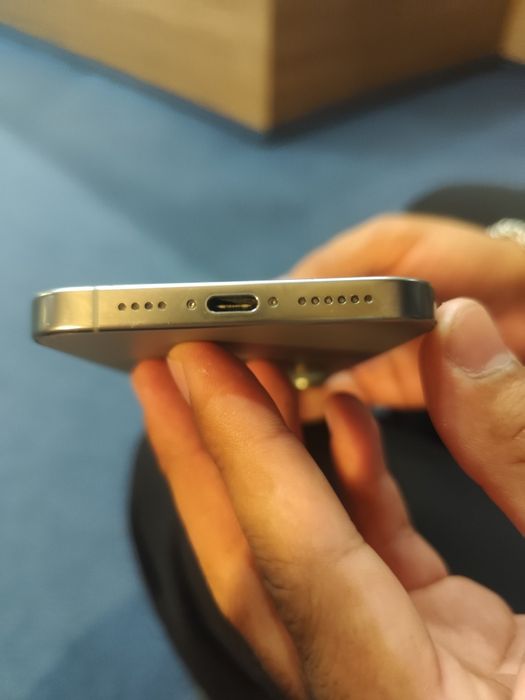 Iphone 16 pro max 256GB Titan