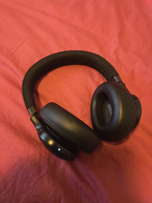 Căști Bluetooth JBL Live 660 nc