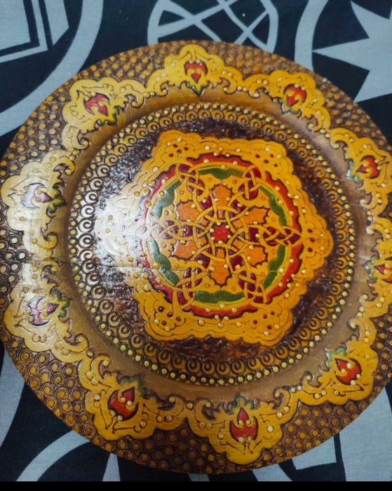 Farfurie decorativa din lemn