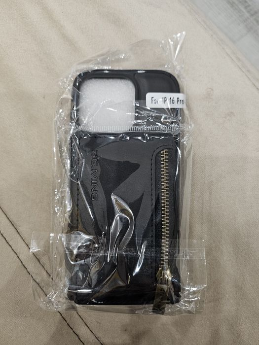 Кожен калъф   за Iphone 16 Pro