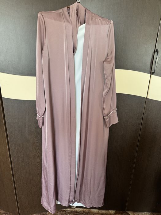 Әдемі көйлектер .