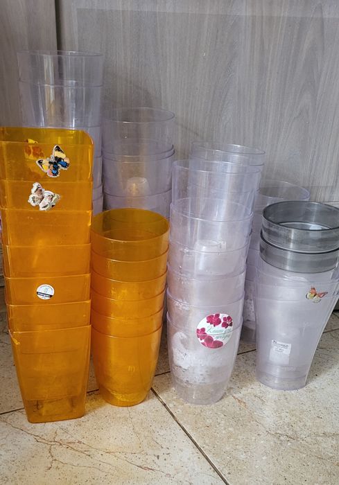 Продам горшки б/у