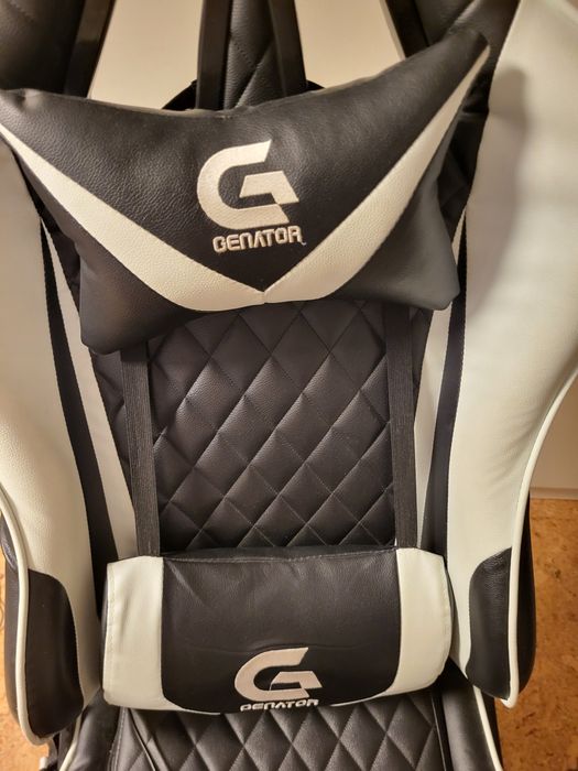 scaun de gaminig genator cu masaj