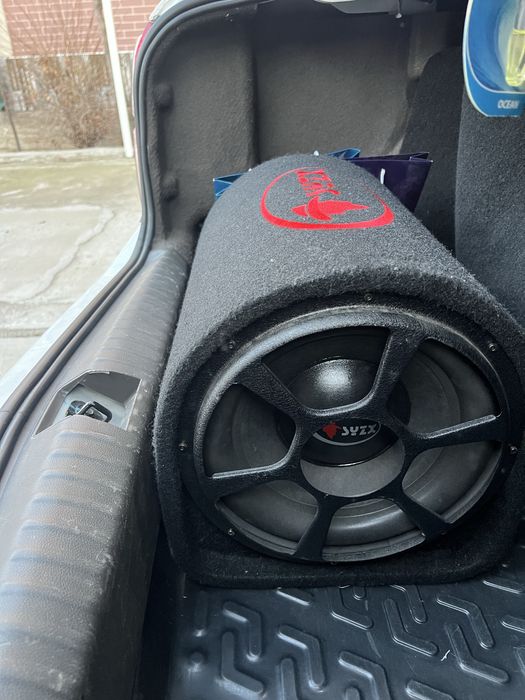 Активный сабвуфер 450 номинал 12 дюм