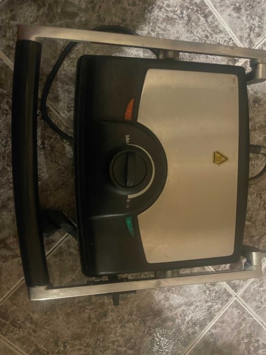 Контактен грил, скара, плоча, тостер преса Tarrington House CG 2000W