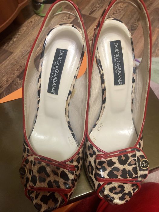 Женская обувь