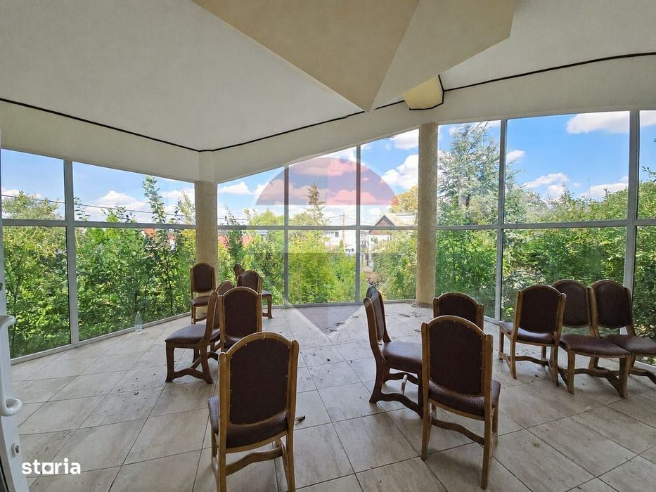 Spațiu comercial de 800mp de vânzare in Marginea