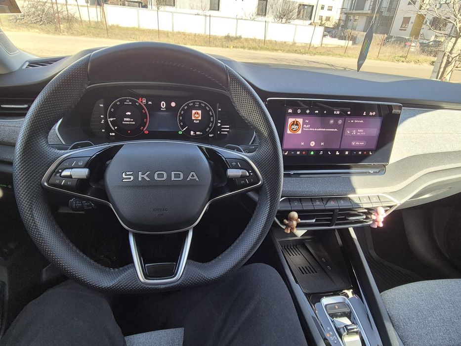 Vând Skoda Octavia 2025