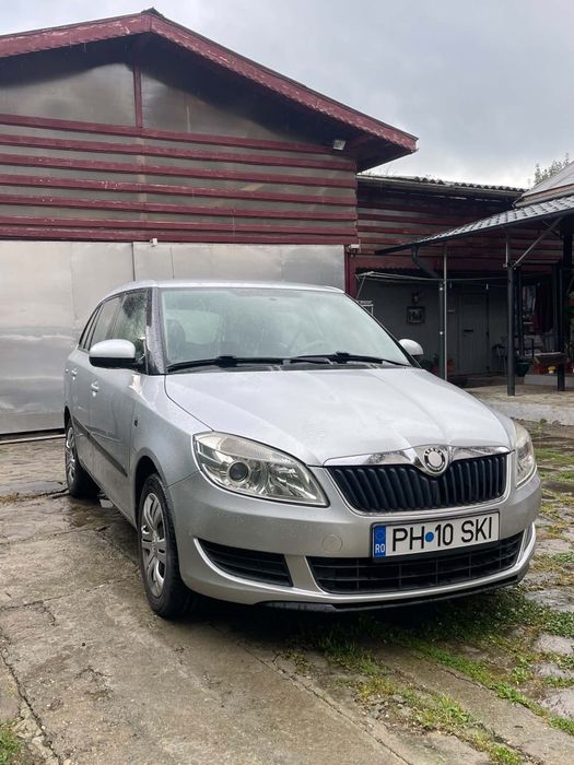 Vând Skoda Fabia