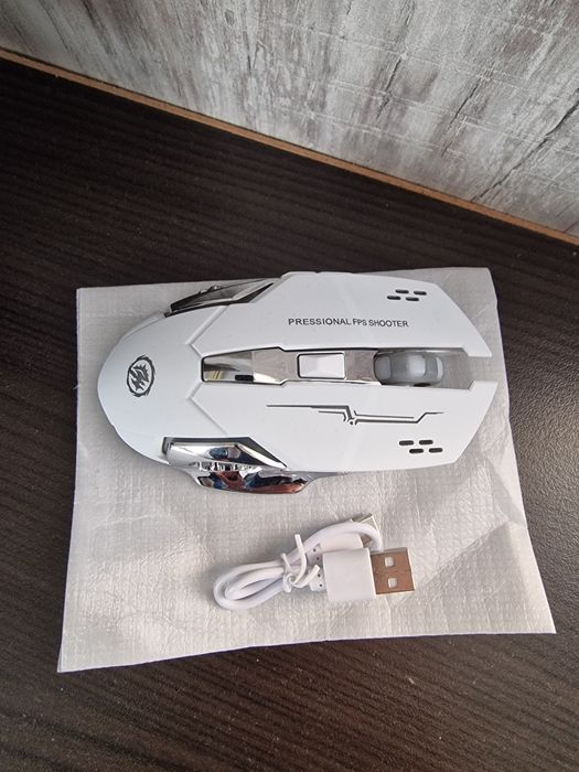 Безжично компютърни мишка