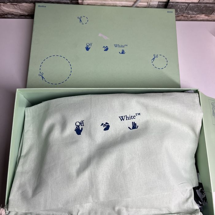 Off White Out Of Office