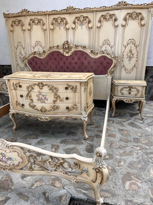 Dormitor stil Baroc Venetian pictat manual !