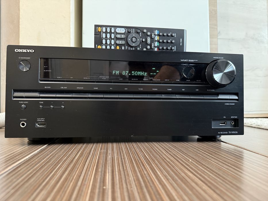 Onkyo TX-NR636 Bluetooth Wi-Fi