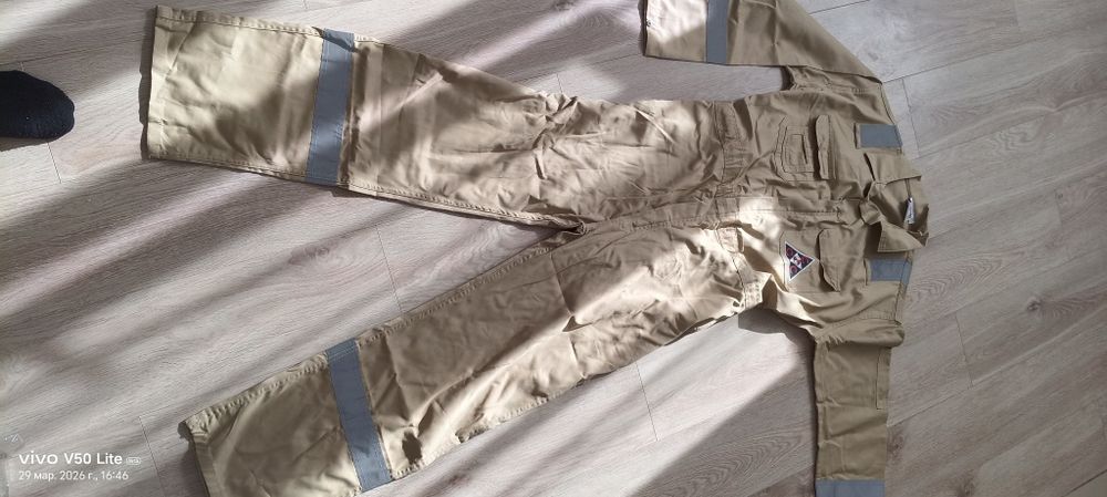 Спецодежда 2XL-2шт, S - 2шт