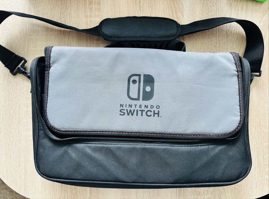Аксесоари за Nintendo Switch- joy cons, SD card, Калъф, Pro Controller, Докинг станция и др.