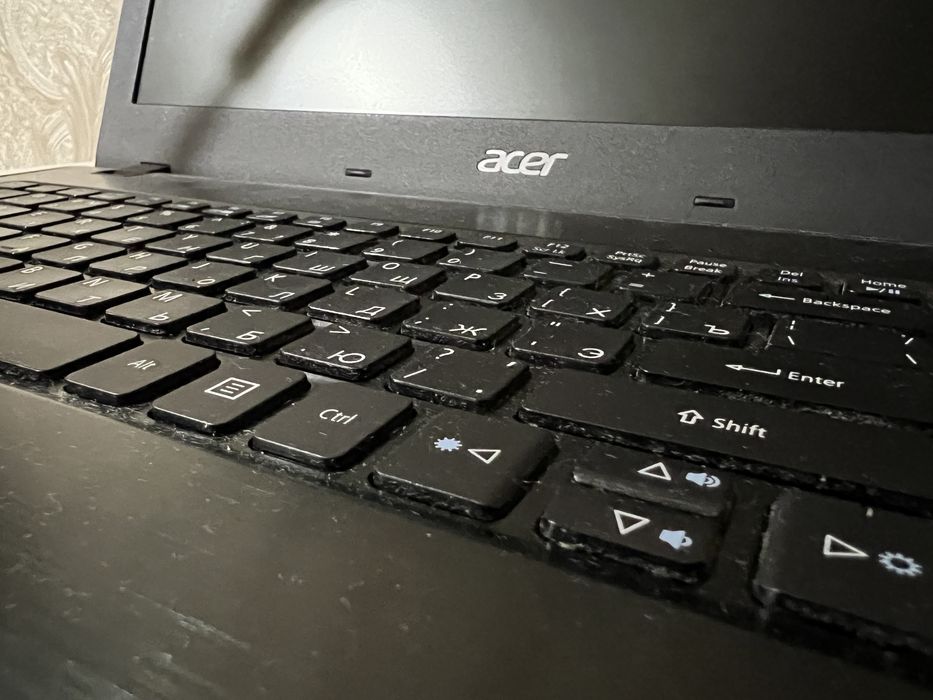 Ноутбук Acer Aspire E15