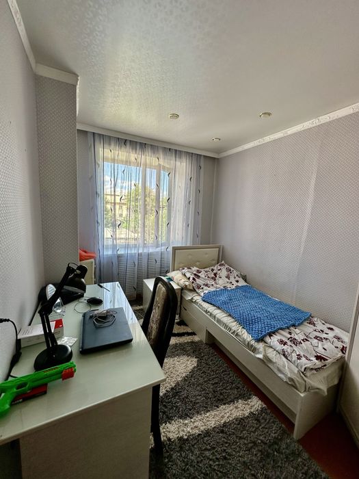 Продам  5 - комнатный дом в посёлке Топар.