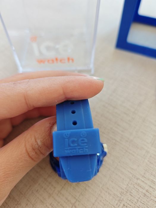 Дамски часовник като нов