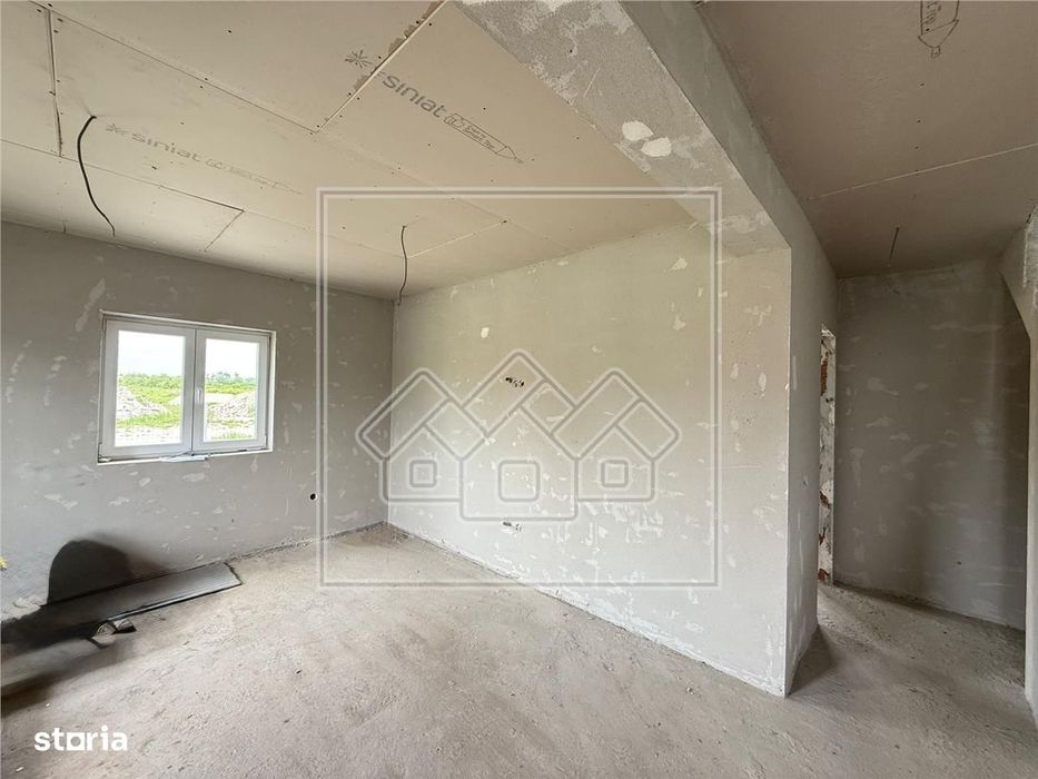 Casa tip duplex in Mohu, 4 camere, 145 mp utili, teren 195 mp