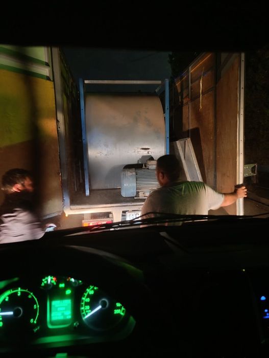 Asslom alekum yuk tashish xizmati  24/7  Uzb  boylab