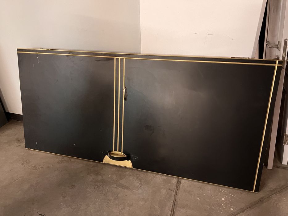 Дверь для ресторана