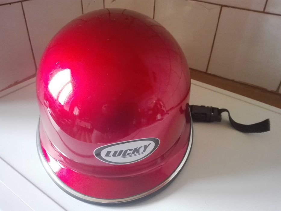 Шапка за конна езда и каска за мотор,тротинетка велосипед.