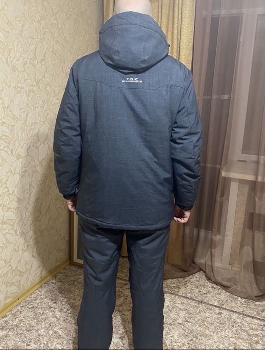 Костюм горнолыжный