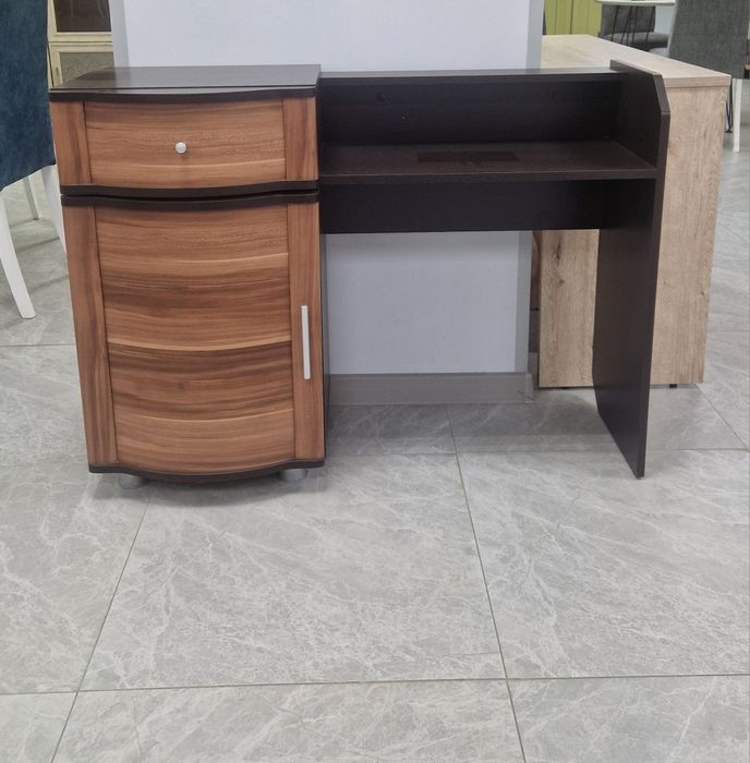 Туалетный столик