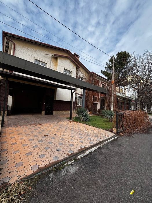 Продаётся дом Мирзо-Улугбекский район Катта Дархан