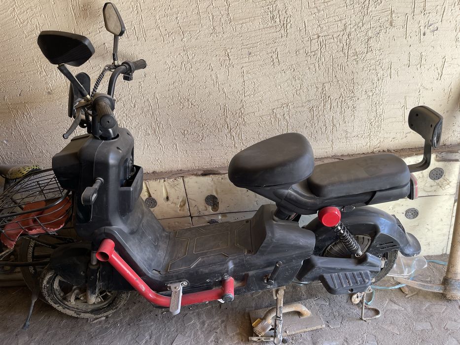 Электрический скутер