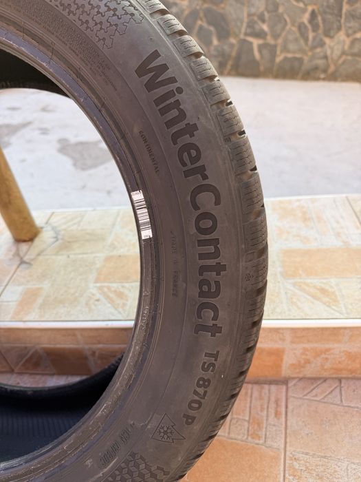 Continental 215/55/17 DOT 2024