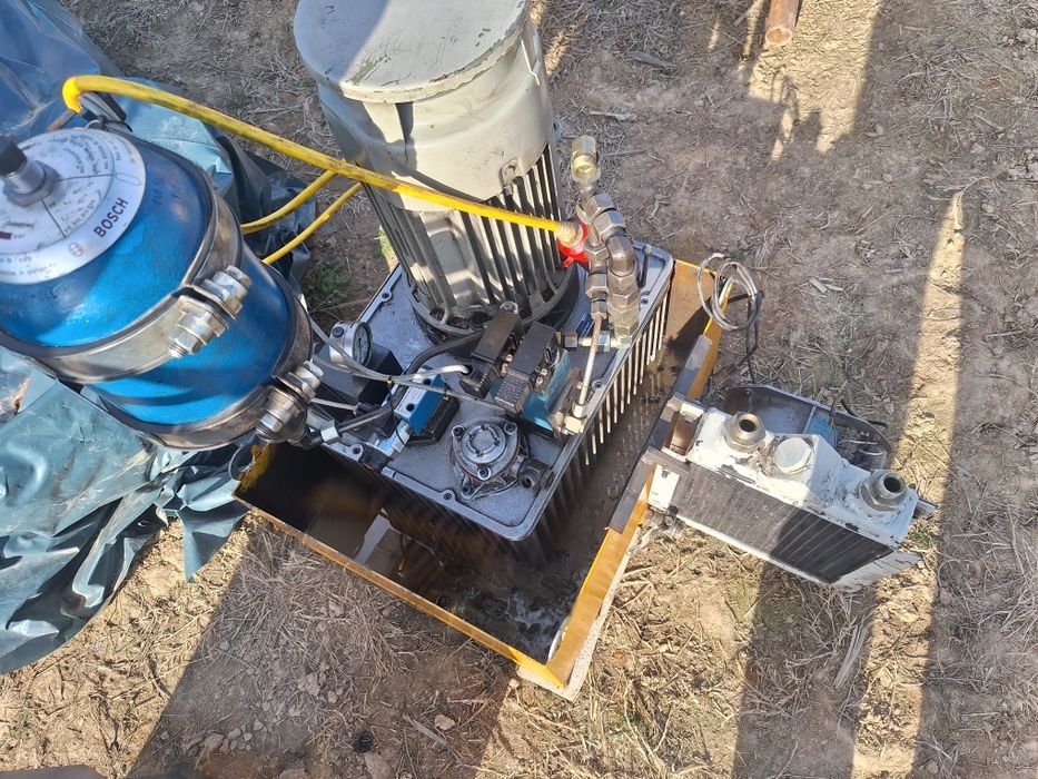 Presa gradina Unitate grup pompa instalatie sistem hidraulica hidrauli