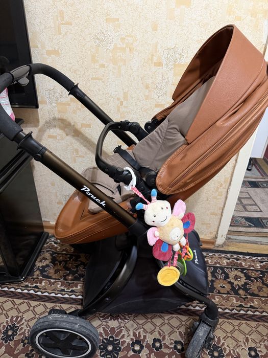 Каляска 2 в 1 от бренда Pouch