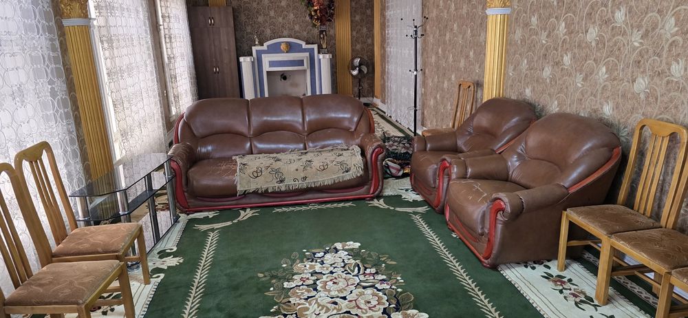 Мебел сотилади расмдаги хамаси