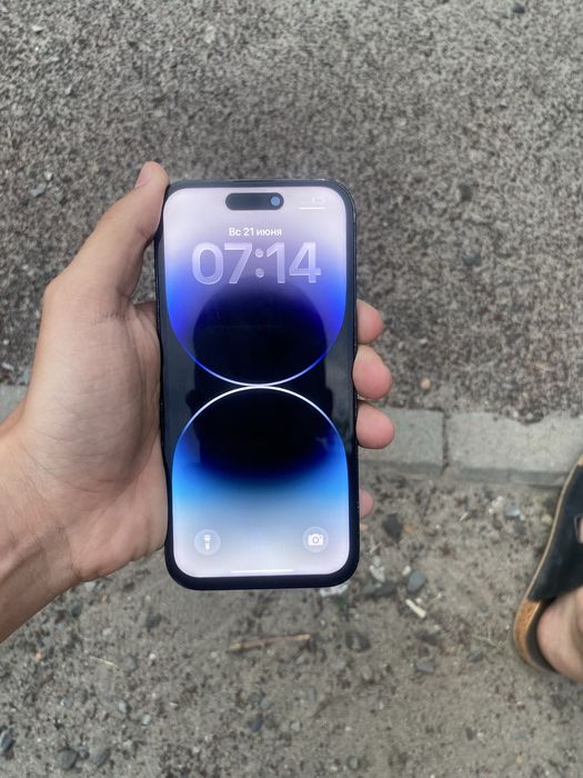 iPhone 14 pro 128gb